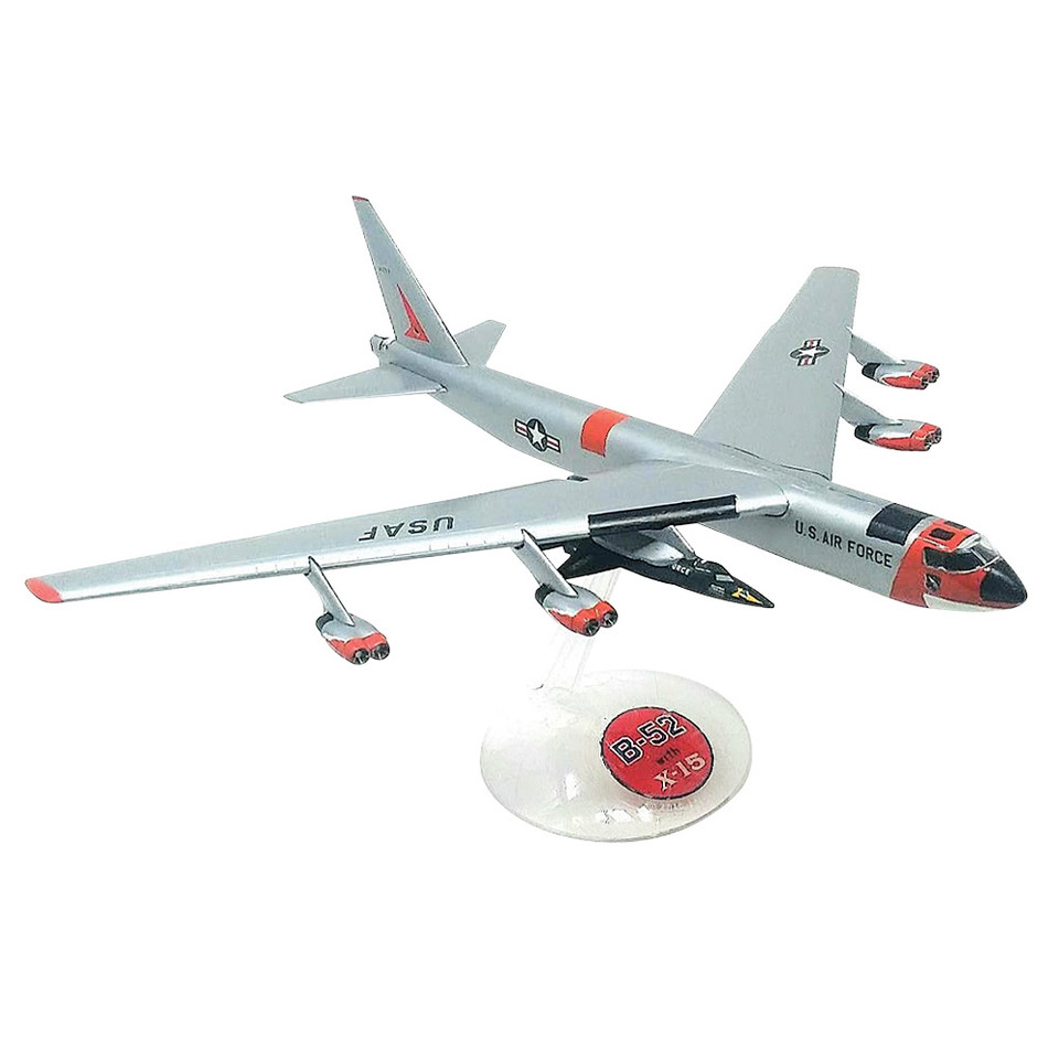 B-52 and X-15 with Swivel Stand 1/175 Kit Main Image