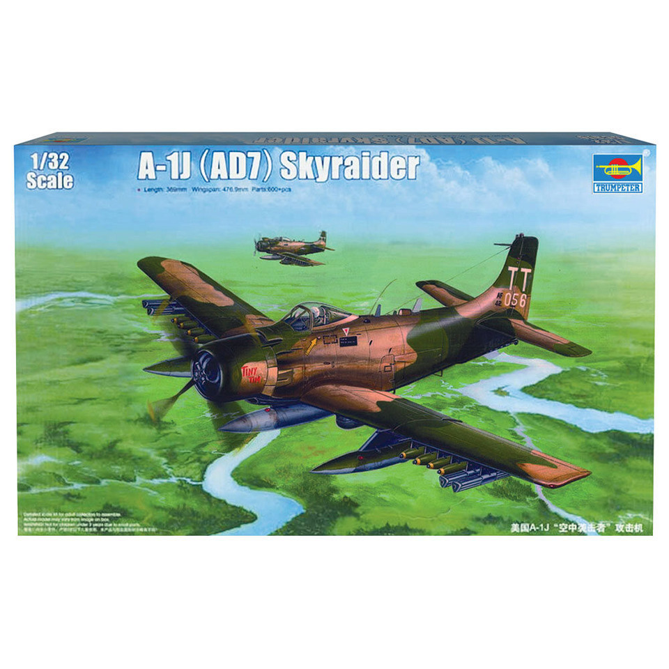 Douglas A-1J AD-7 Skyraider 1/32 Kit Main Image