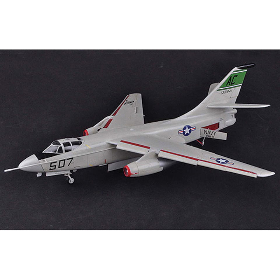 Douglas A3D-2 Skywarrior 1/48 Kit 1:48 Scale Main Image