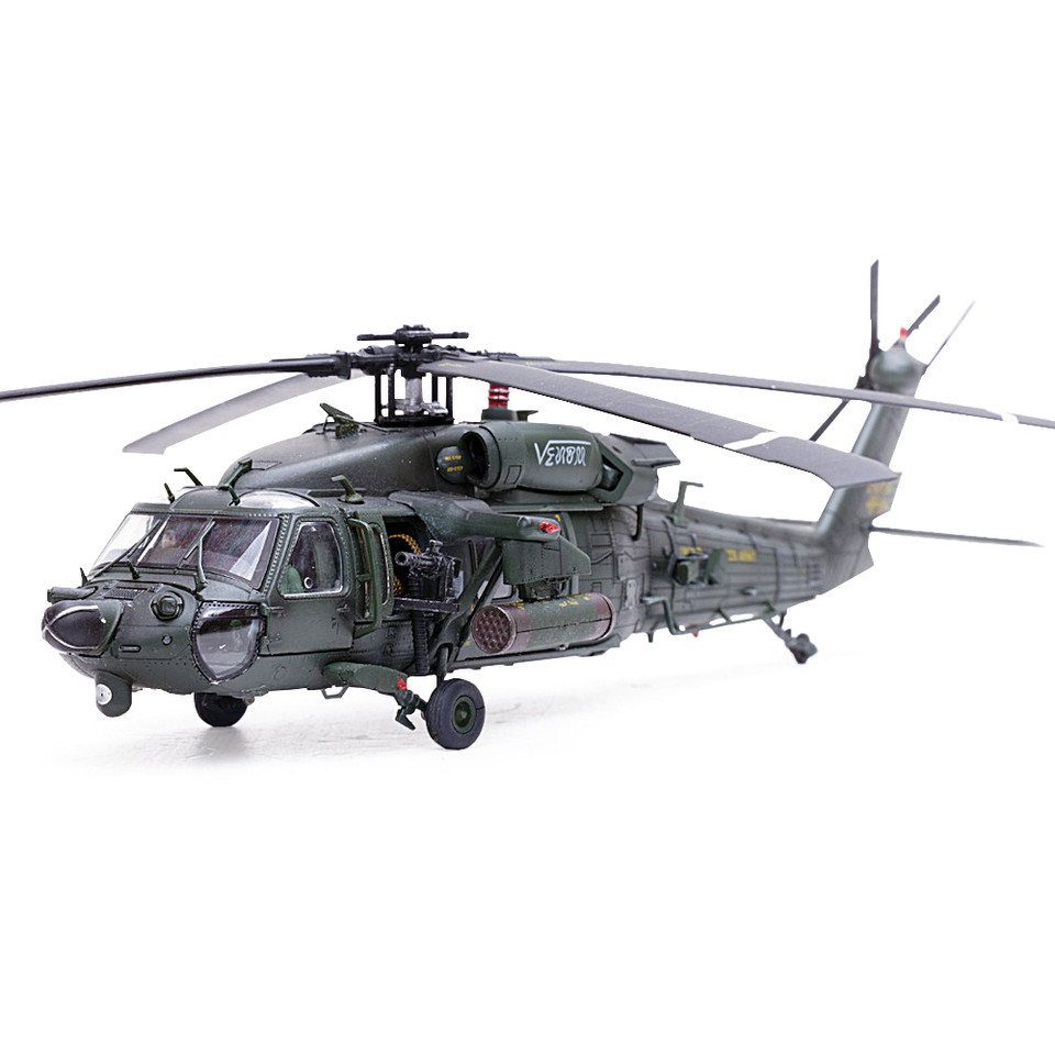 MH-60L Black Hawk Helicopter 1/72 Die Cast Model Panzerkampf (14056PB) Main Image