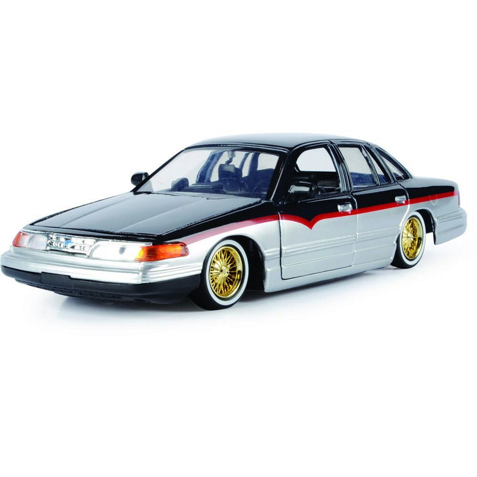 1993 Ford Crown Victoria - Get Low 1:24 Scale Main Image
