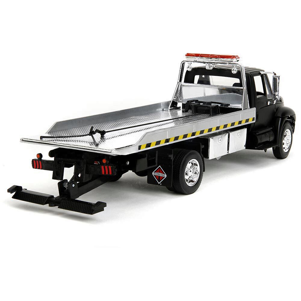 International Flatbed Tow Truck - Primer Black 1:24 Scale