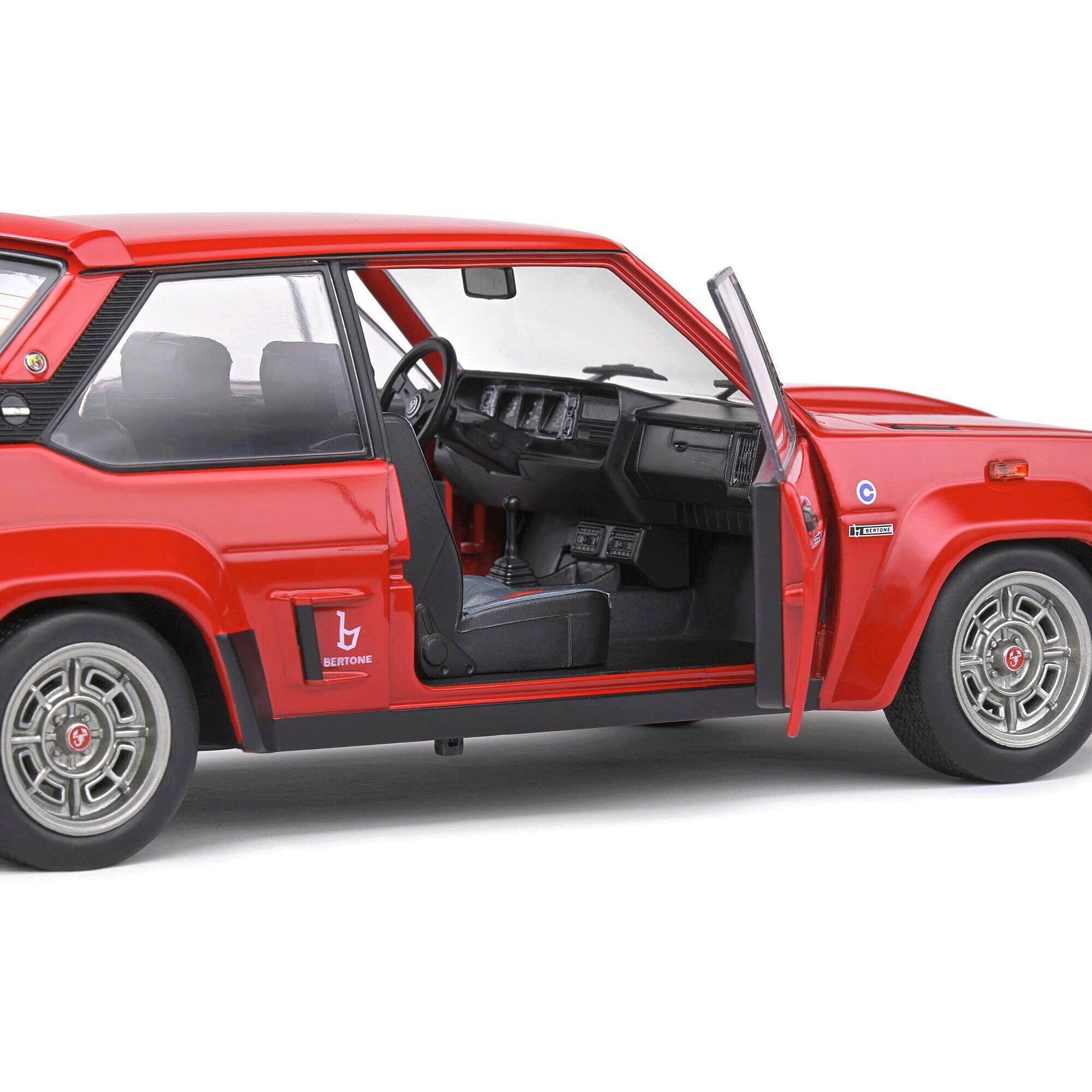 ミニカー SOLIDO FIAT131 ABARTH 1980 1/18 Fiat 131 Abarth - 1980 - Solido