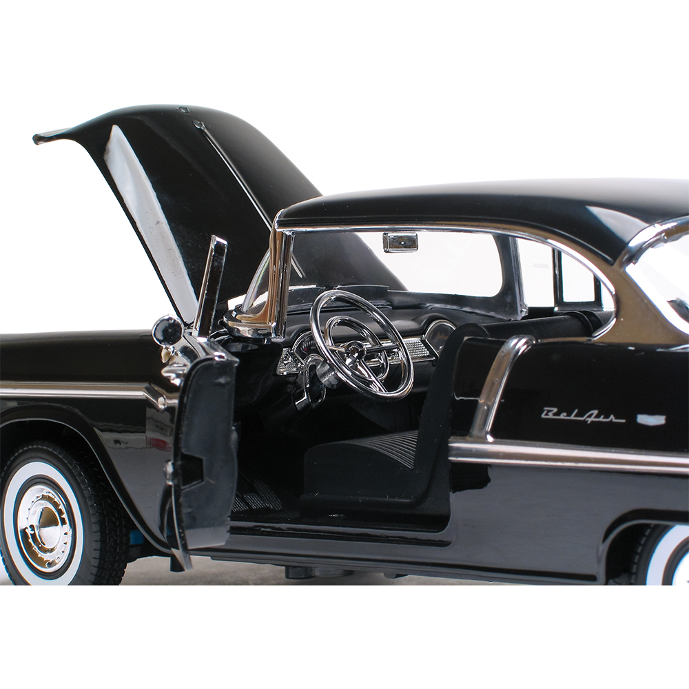 1955 Chevy Bel Air Sport Coupe 1:18 Scale Diecast Model by