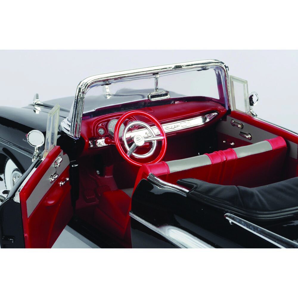 1957 James Bond Chevy Bel Air - Dr. No 1:18 Scale Diecast Model by