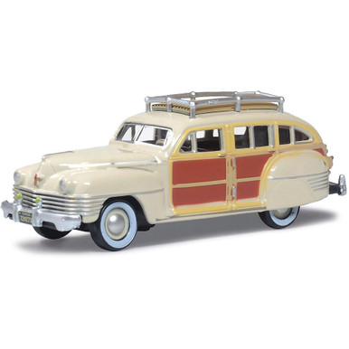 1942 Chrysler Town & Country Woody Wagon - Catalina Tan 1:87 Scale