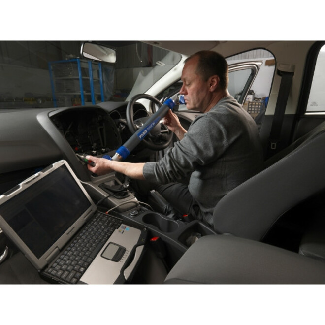 Alternate-Image2 Image for Panasonic TOUGHBOOK CF-31 CF-311P576VM 13.1" Touchscreen Notebook - 1024 x 768 - Intel Core i7 i7-5600U 2.60 GHz