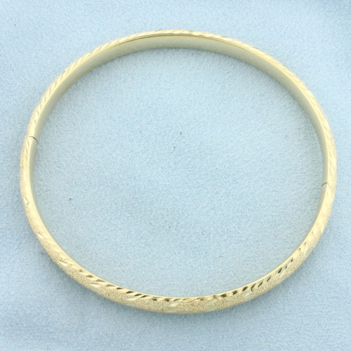 Sandblast and Diamond Cut Finish Hinged Bangle Bracelet in 14k Yellow Gold
