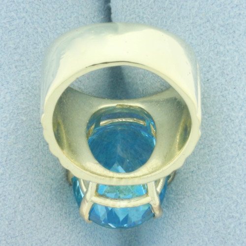 14ct Swiss Blue Topaz Statement Ring in 14k Yellow Gold