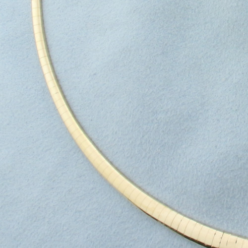 17 Inch Graduated Omega Link Necklace in 14k Yellow Gold
