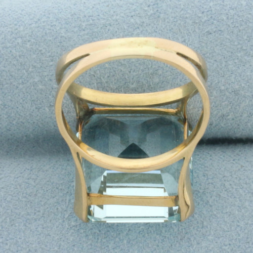 AAA Aquamarine Solitaire Ring in 18k Yellow Gold