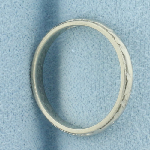 Antique Art Deco Engraved Band Ring in 18k White Gold