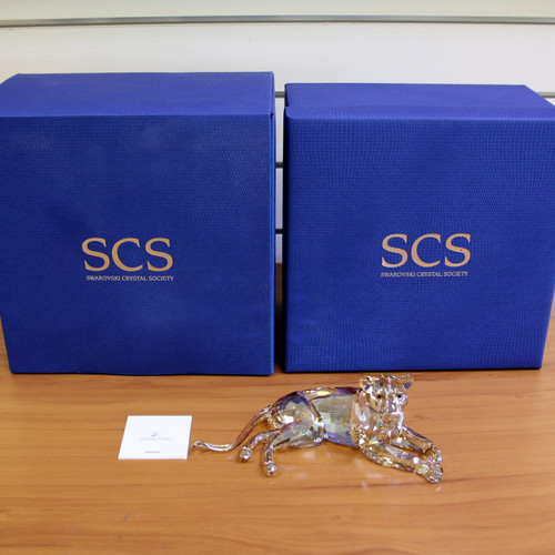 Swarovski Crystal 5135895 SCS Lion Mother Annual Edition Figurine  with Box