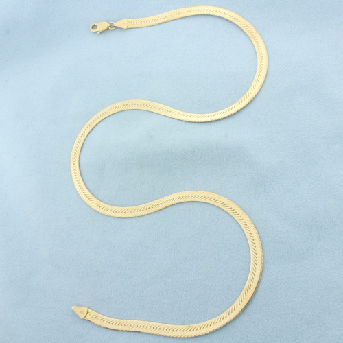 18 Inch Italian Herringbone Link Chain Necklace in 14k Yellow Gold