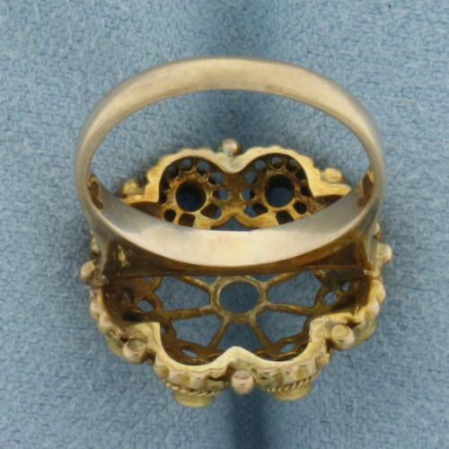Antique Sapphire Ring in 14K Yellow Gold