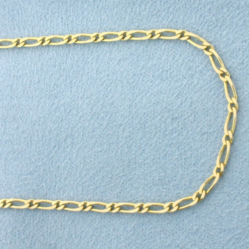 26 Inch Figaro Link Chain Necklace in 14k Yellow Gold