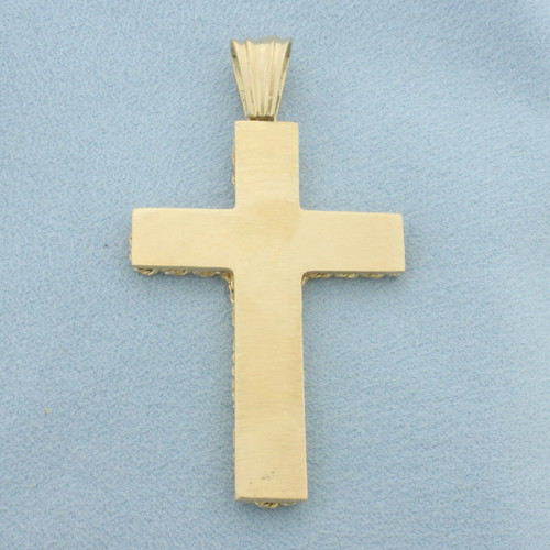 Cross Pendant with Rope Boarder in 14k Yellow Gold