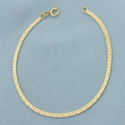 C Link Bracelet in 14k Yellow Gold