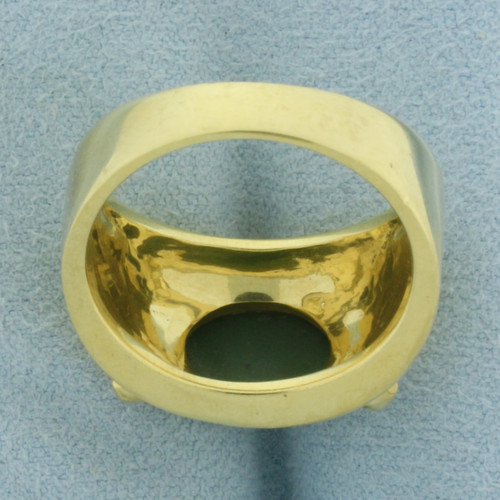 Heavy Jade Ring in 18K Yellow Gold.