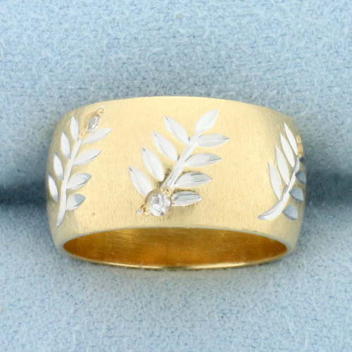 Leaf Nature Design Diamond Band Ring in 14k Yellow Gold