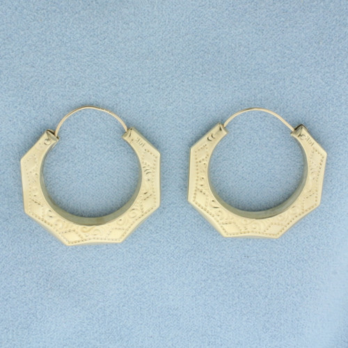Embossed Hoop Earrings in 14k Yellow Gold
