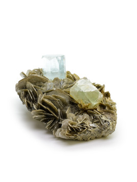 Aquamarine and Fluorite on Muscovite