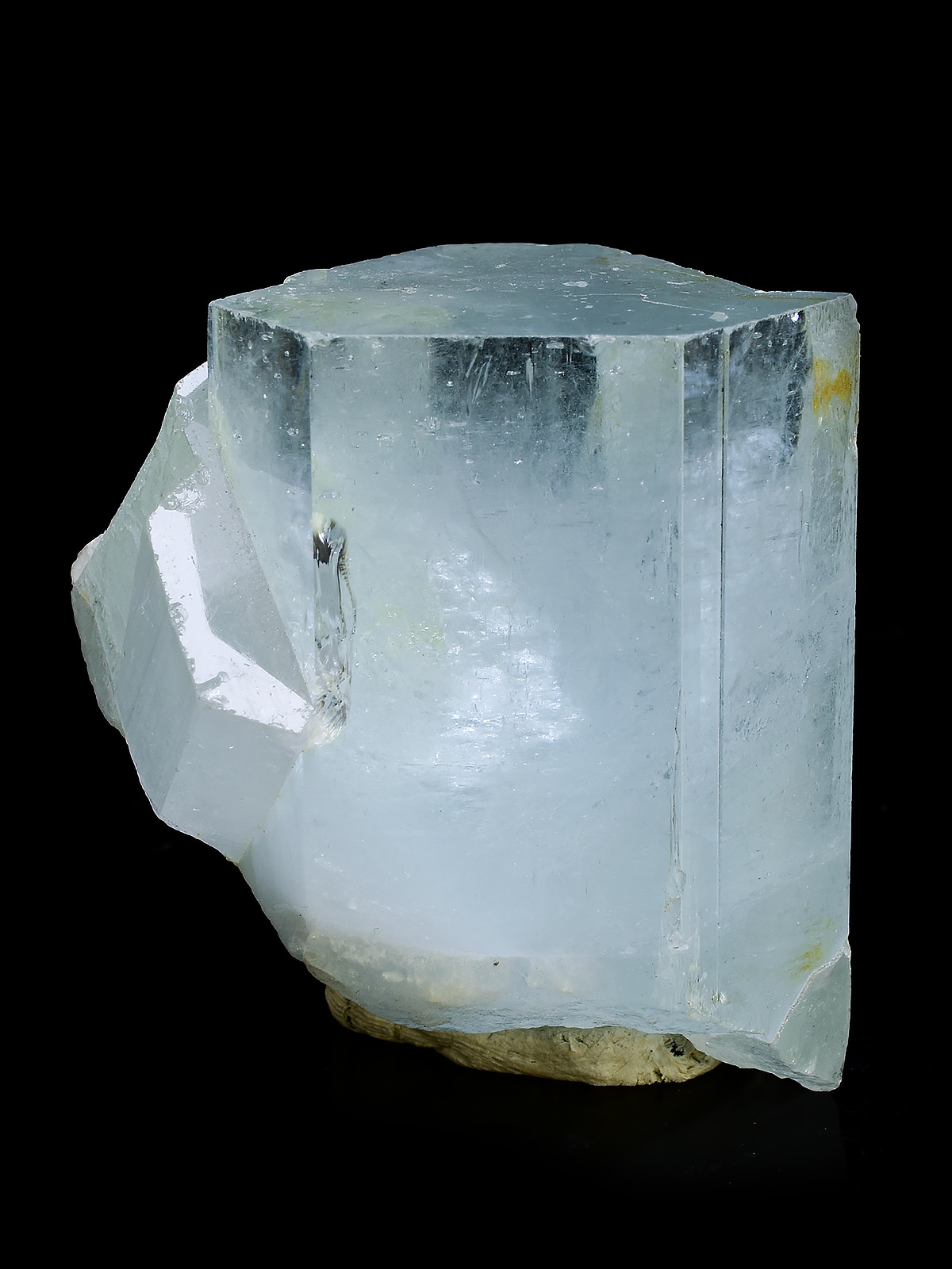 Aquamarine Specimens