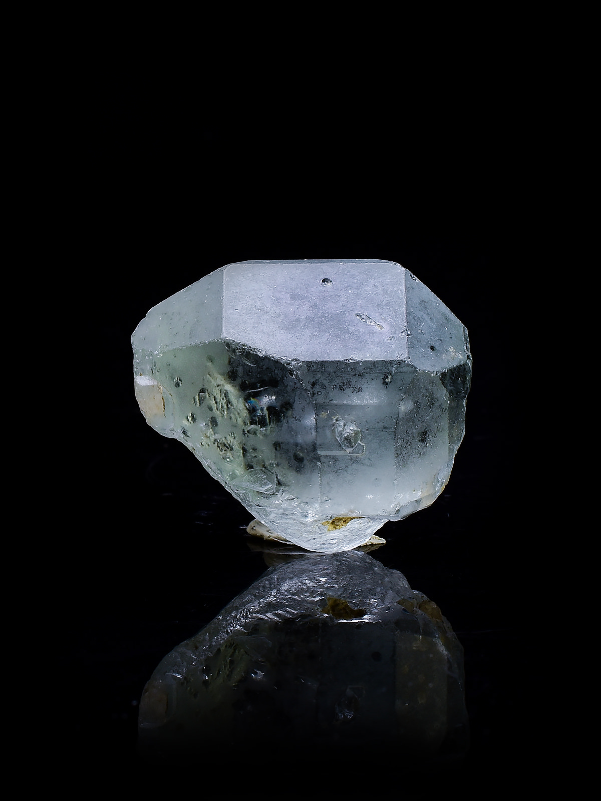 Topaz Crystals, Topaz Specimens