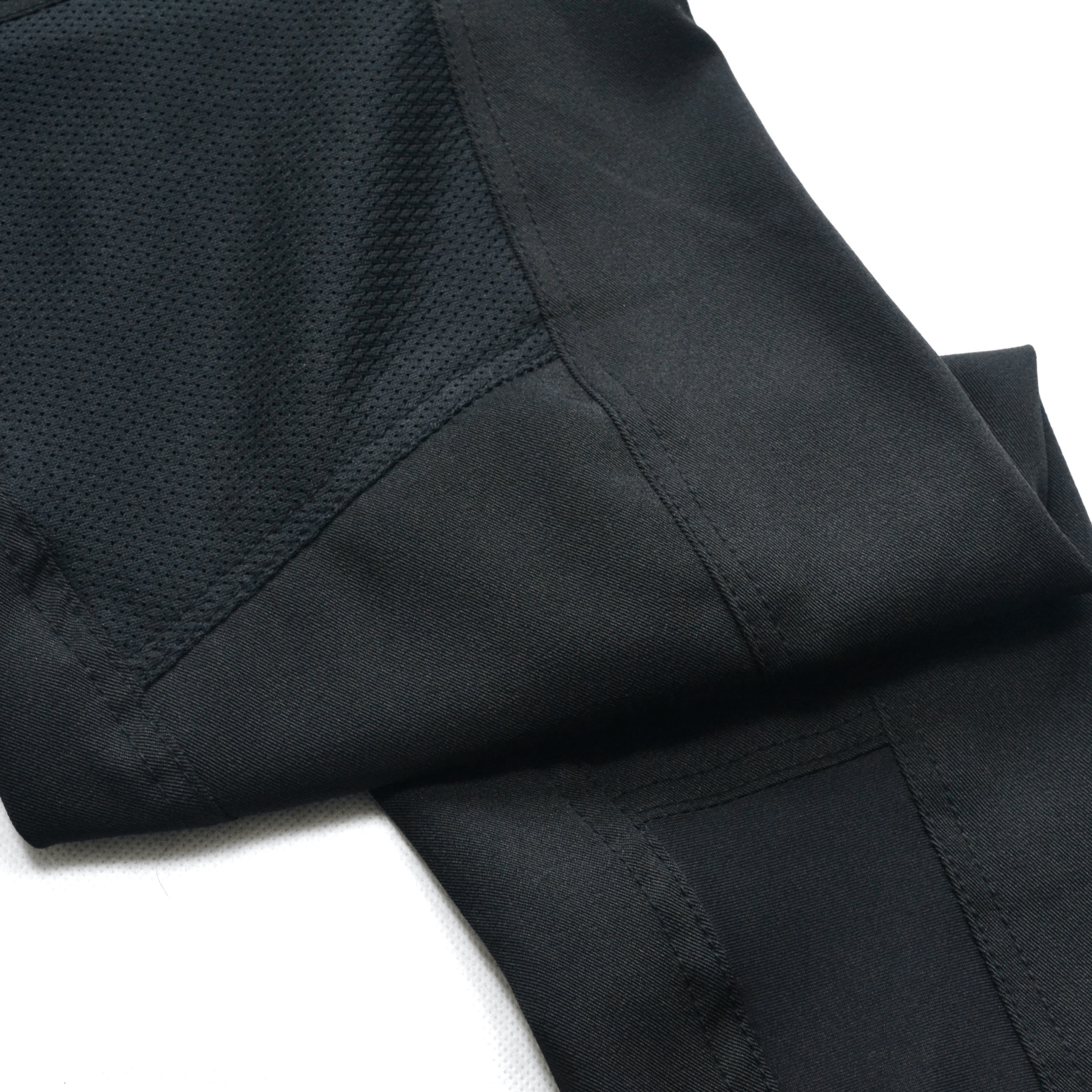 Context Ridewear Enduro Pant MK1 Black Mesh knee panel detail photo