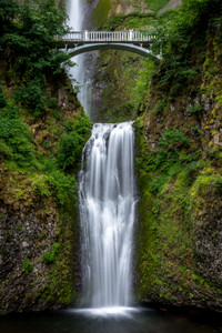 Multnomah Falls Lower