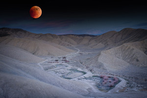 Peach Valley Blood Moon Rising