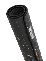 Luxurious 3mm thick neoprene mat for comfortable play.