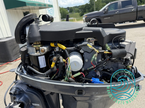 2004 Yamaha 25 Hp 2-Cylinder Carbureted 4-Stroke 20" (L) Outboard Motor