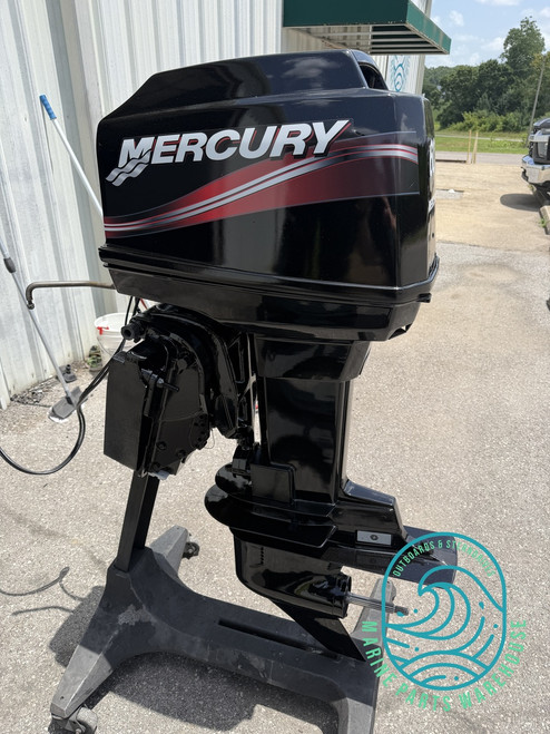 2005 Mercury 60 Hp 3-Cylinder Carbureted 2-Stroke 20" (L) Outboard Bigfoot Motor