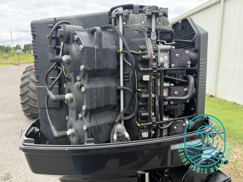 1995 Johnson 150 Hp 6-Cylinder Carbureted 2-Stroke 20" (L) Outboard Motor