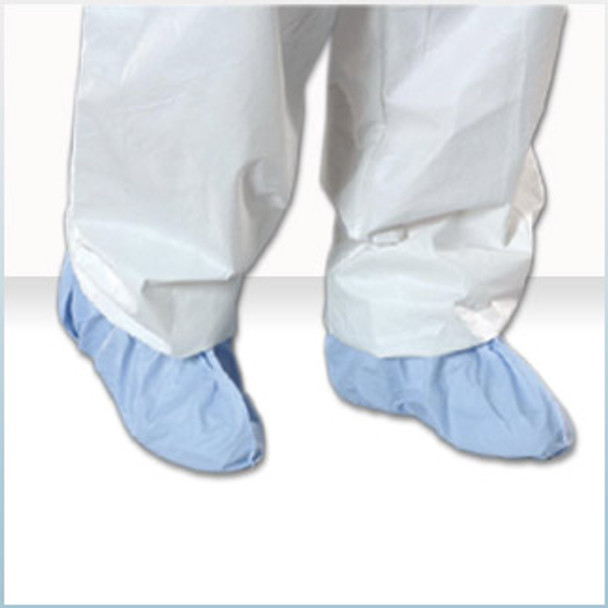 Critical Cover AquaTrak Shoe Covers Serged Seam, White, Universal Size, Case of 150