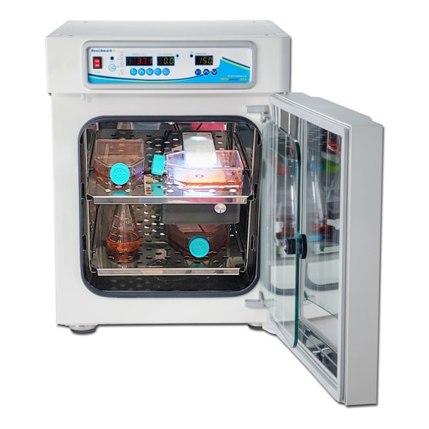 SURETHERM CO2 INCUBATOR 45 LITER, WITH TWO SHELVES