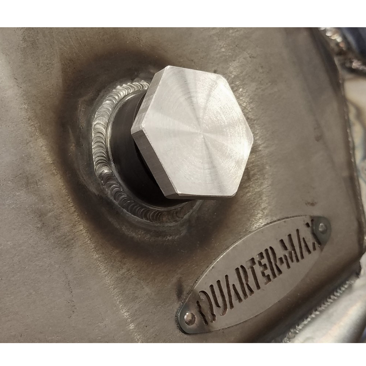 Aluminum Cap & Aluminum Bung | Quarter-Max