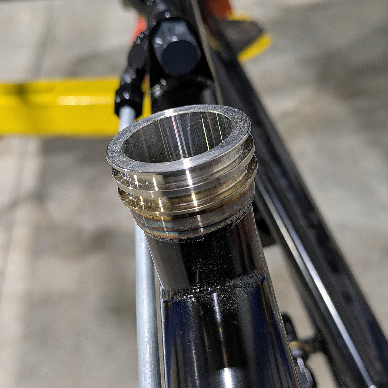 Quick Connect Chassis Fitting, Wiggins Style notched to fit 1-/3/8" tube | Quarter-Max Racing