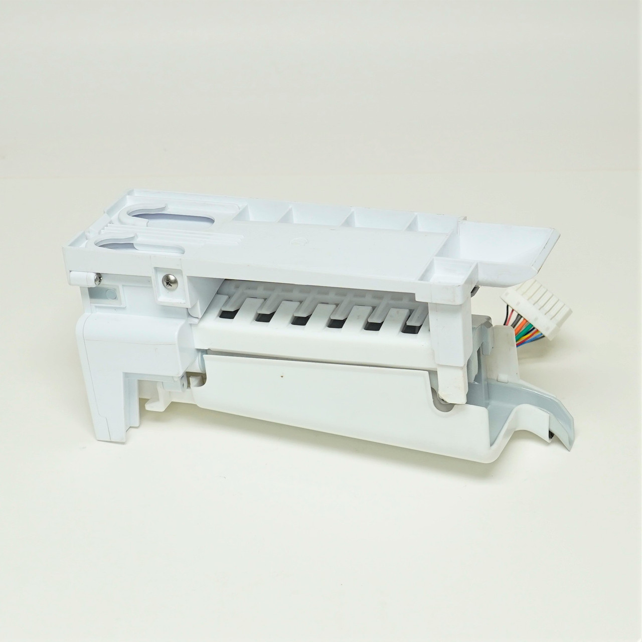 Refrigerator Ice Maker for Samsung | McCombs Supply Co | DA97-13718C