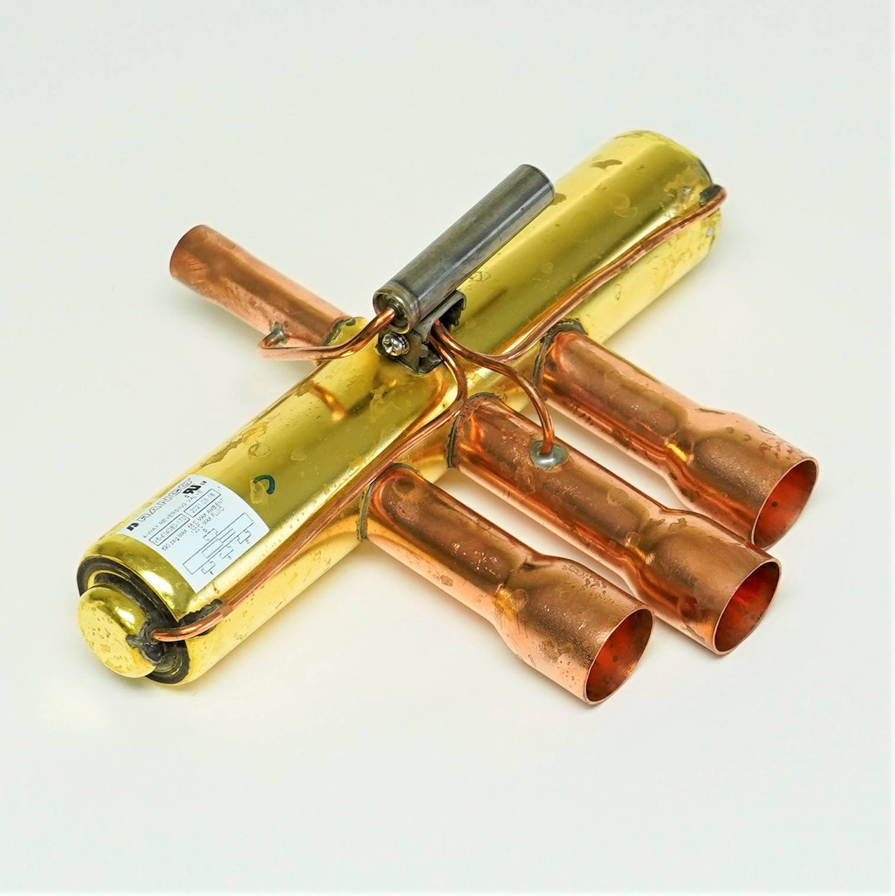 Ranco Reversing Valve 7/8 x 1/2 in | McCombs Supply Co | V6