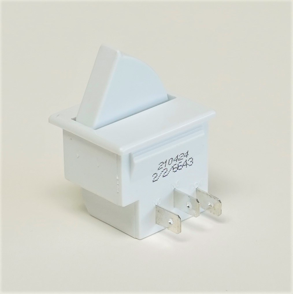 Refrigerator Switch for GE WR23X21444 | McCombs Supply | 18811CM