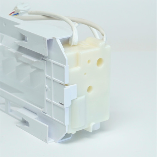 genuine frigidaire 243297609 refrigerator ice maker assembly