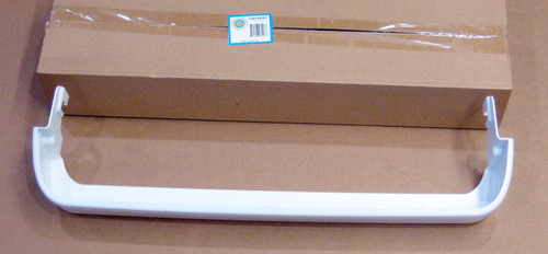 Door Retainer Bar for Electrolux part number 240338001. Door Retainer Bar for Electrolux part number 240338001.