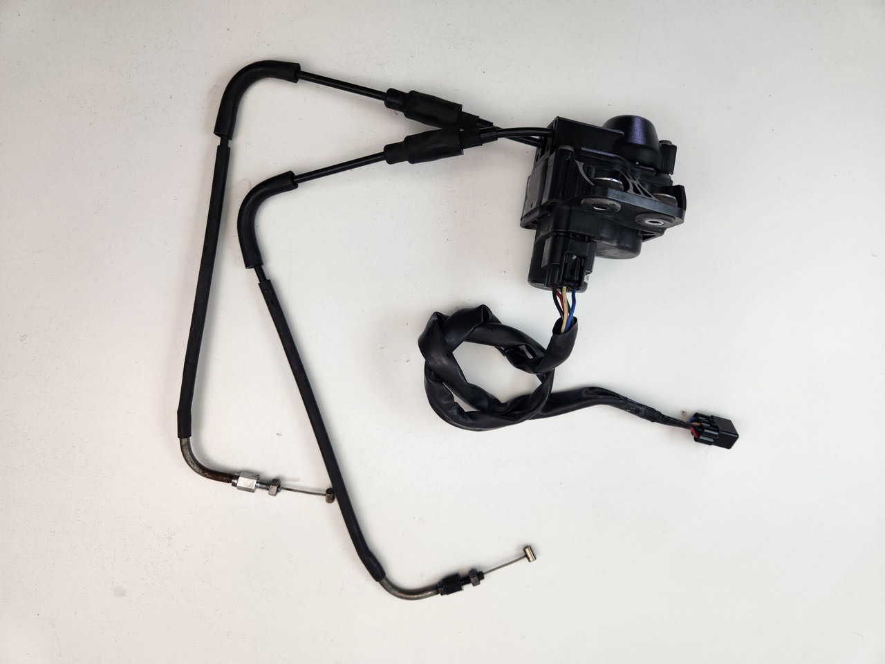 Exhaust Servo Motor Yamaha XJR1300 07-14 2D1-85820-00 - Bike Part Out