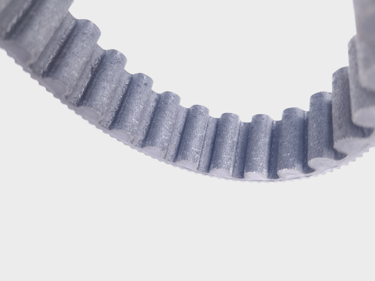 Drive Belt 131T 1 in Harley Davidson Dyna Softail 4004607 Bike Part Out