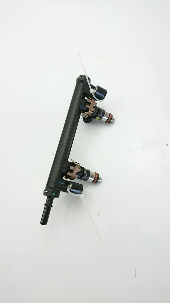 Fuel injector pair KTM 790 Adventure R 90841123000 Bike Part Out