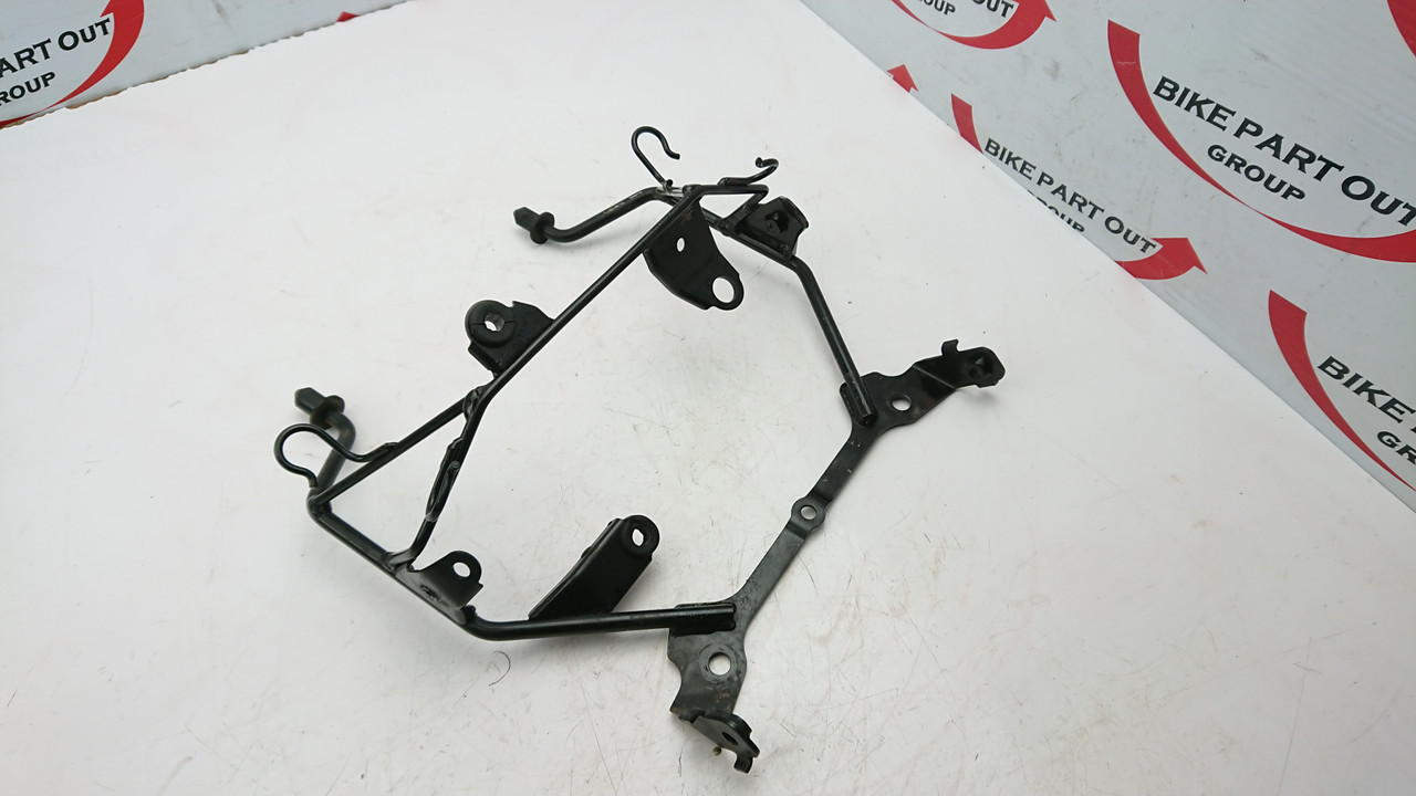 Headlight mount brace Suzuki Boulevard VZR1800 M109 M109R 51850