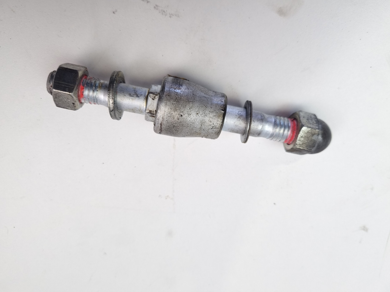 Shock stud bolt Harley Davidson Dyna 54666-08 - Bike Part Out