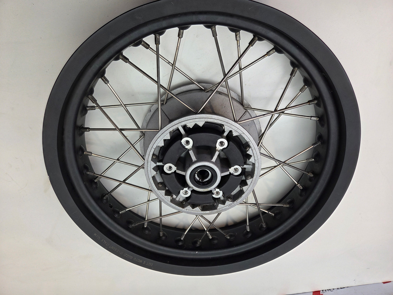 Spoked Rear Wheel 17x3.5 Moto Guzzi V7 750 Special Stone V7 II